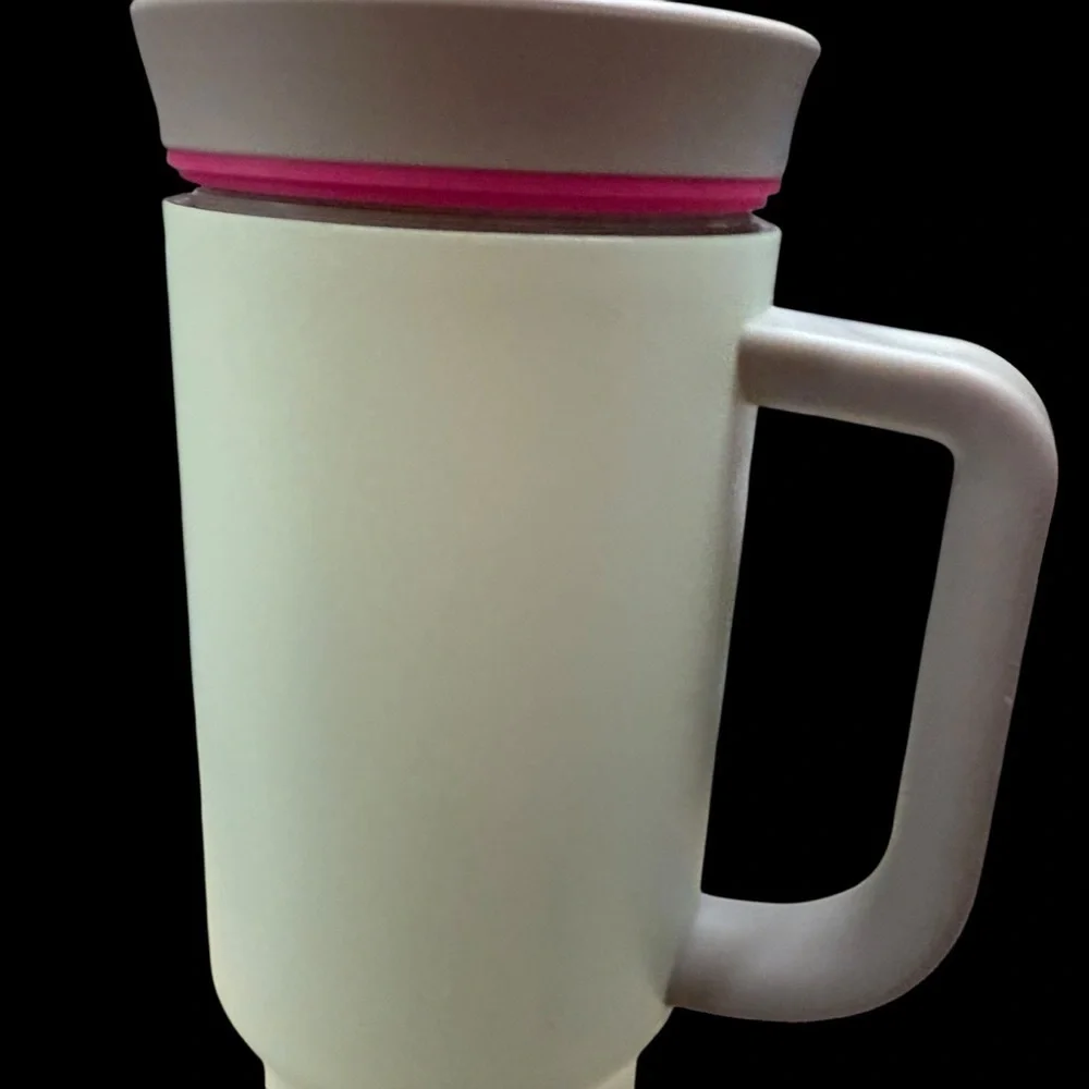 Owala pale green with Pink Accent 40 oz tumbler